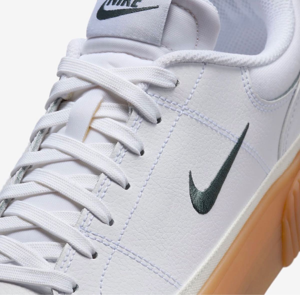 日本国内正規品 期間限定セール NIKE ナイキ コート レガシー リフト