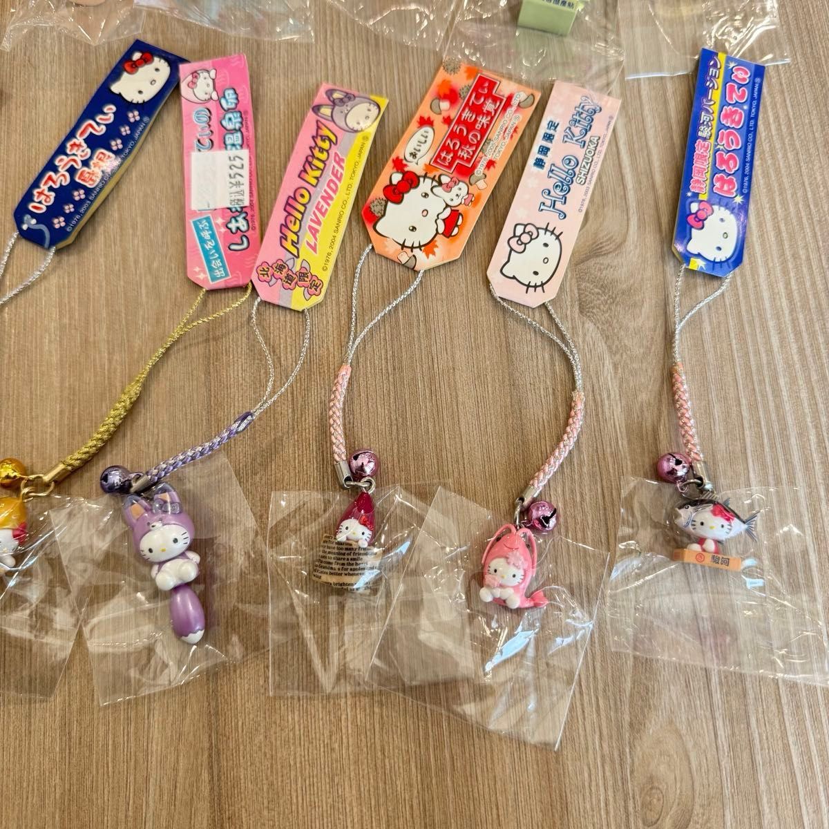 ご当地キティまとめ売り根付 ご当地キティ 根付け ストラップ等 まとめ
