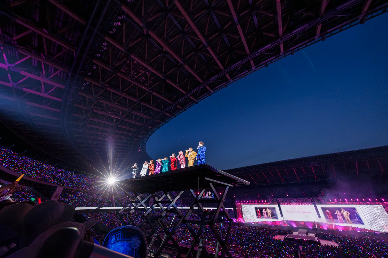 Snow Man、初国立ライブで号泣 大輪の9色花火・新たな挑戦…5周年で叶え