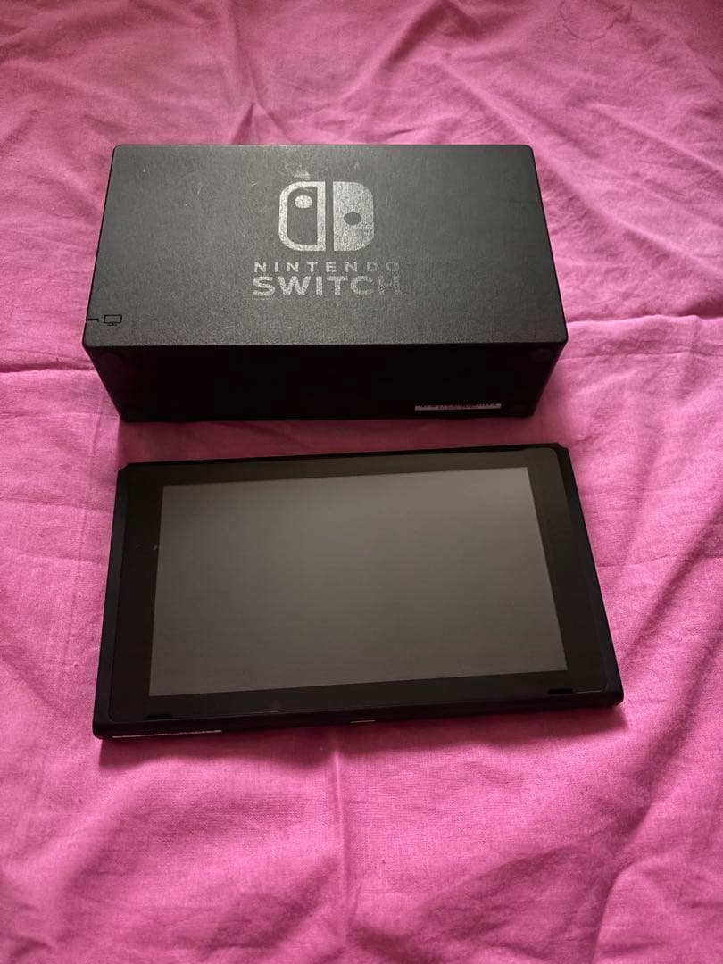 （Joy-Con無し）Nintendo Switch 本体と付属品セット 任天堂（Nintendo） 新型 スイッチ Switch 本体 完品 ジョイコン Joy
